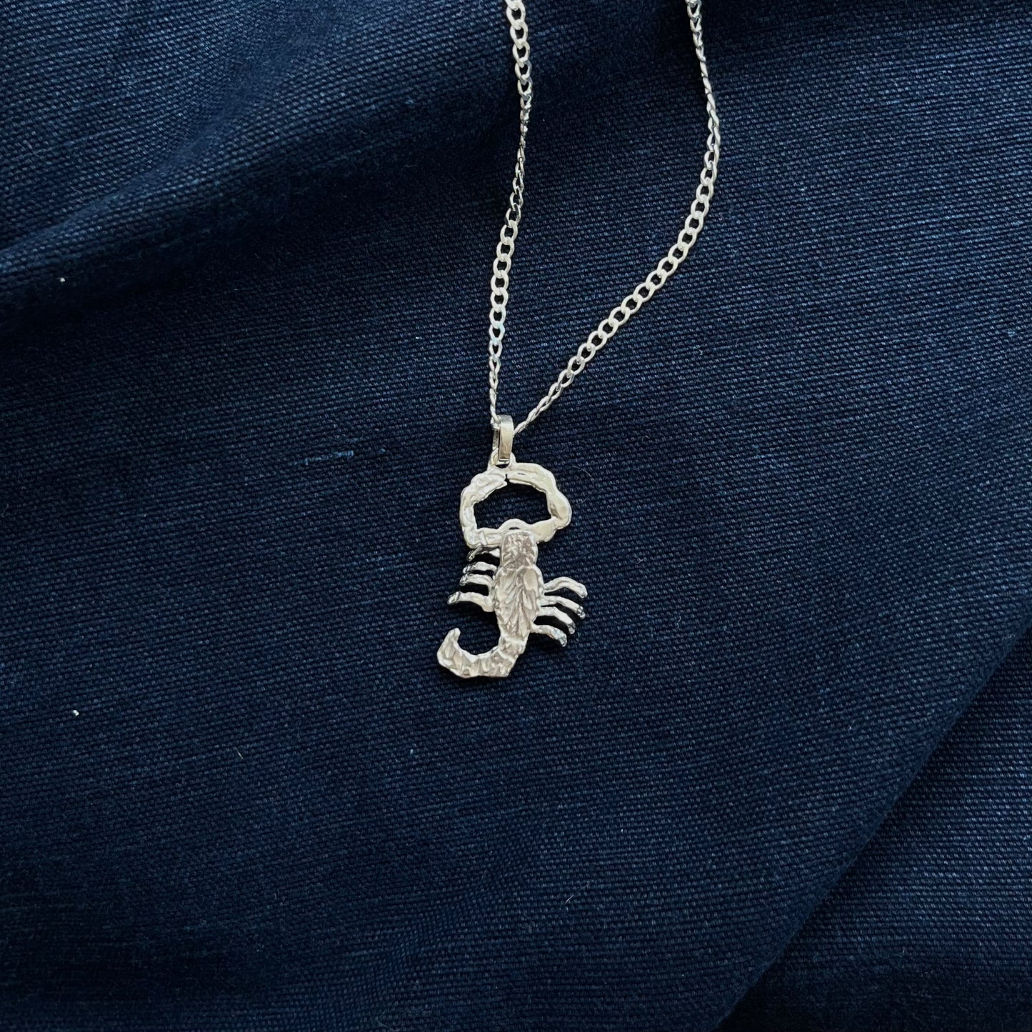 Pendentif Scorpion en Argent