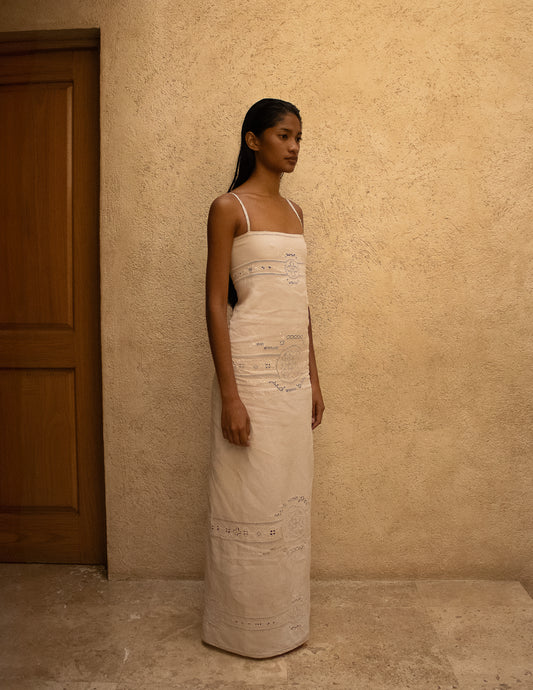 Vestido Unico de Mantel Italiano