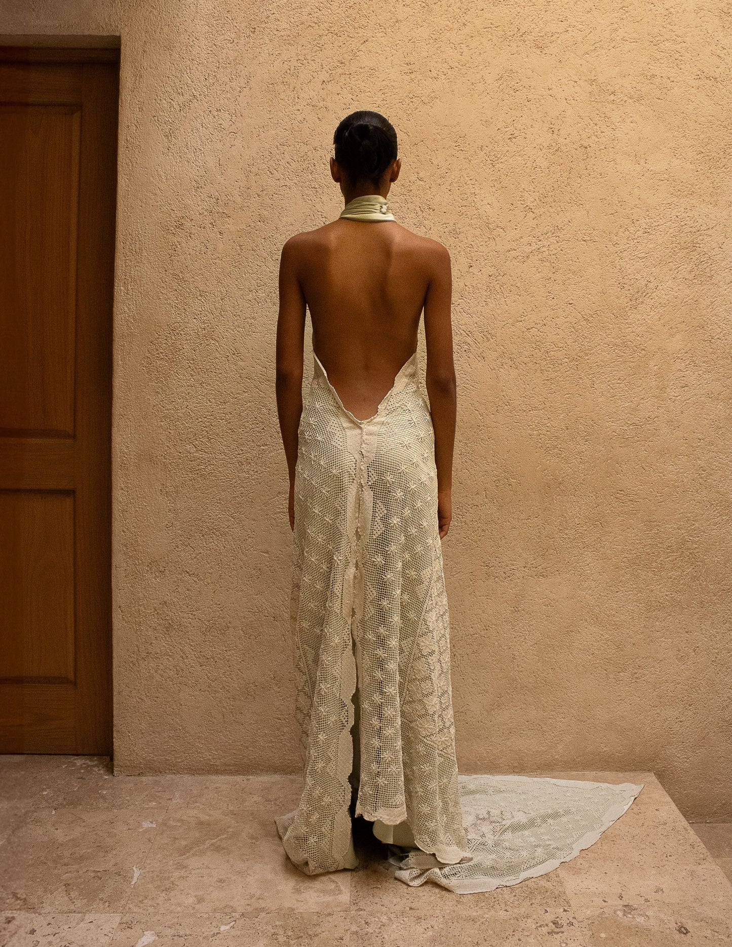 Vestido de encaje con Seda