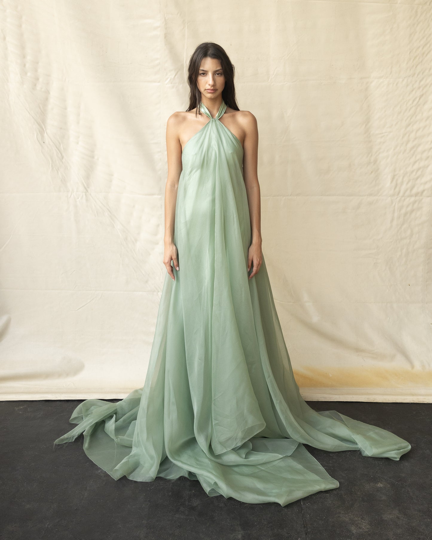 Vestido Halter de Organza