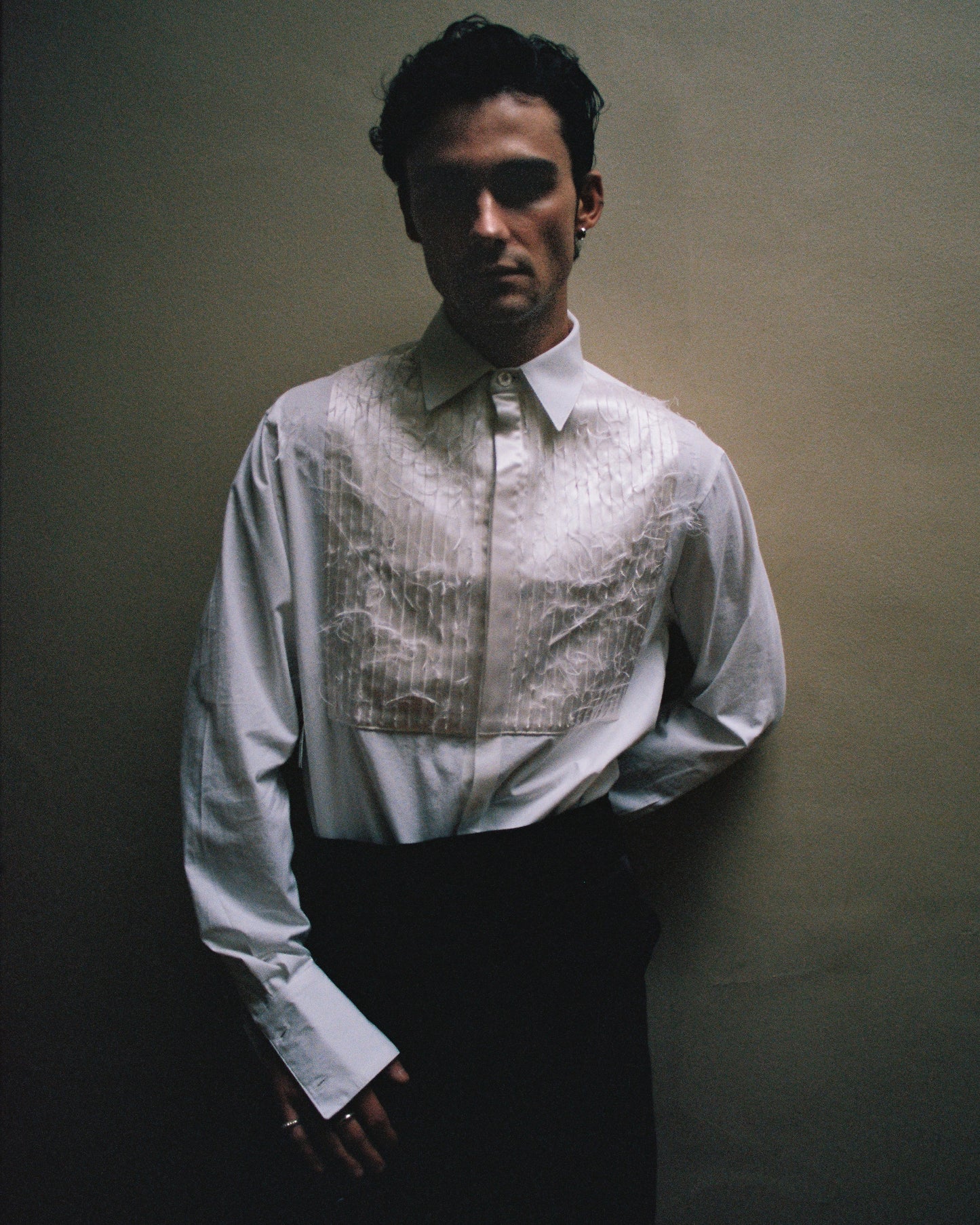 Camisa Tux Deshilachada